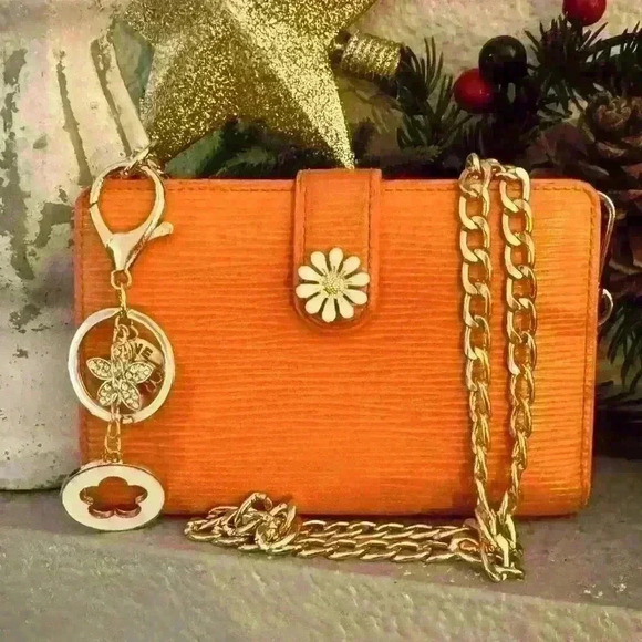 Louis Vuitton Handbags - Louis Vuitton Epi Porte Monnaie Billets Viennois Leather Bifold Wallet